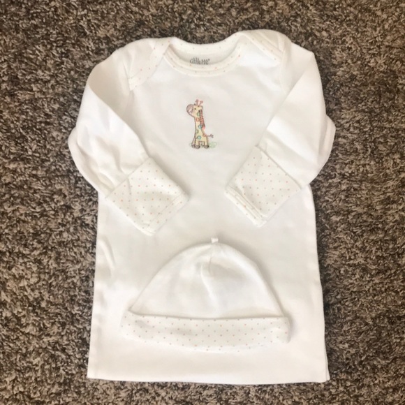 Little me 0-3mo sleep sacks with matching hats - Picture 2 of 4